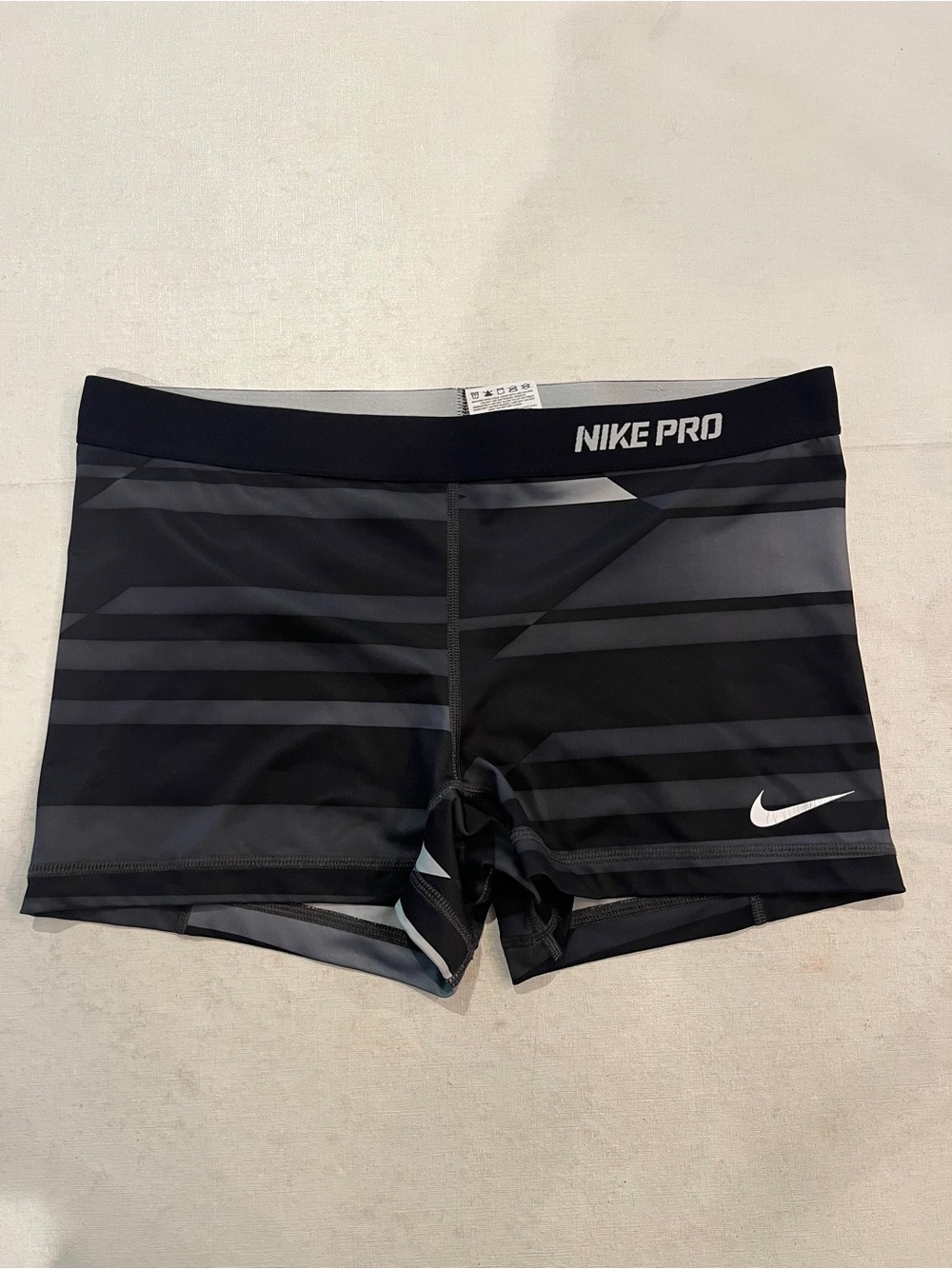Nike Pro Black abstract gray striped Compression Shorts. GUC!